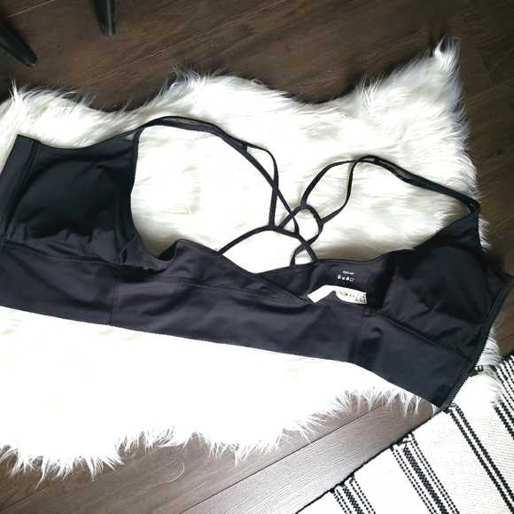 NWOT Tonic Longline Sports Bra Front-Zip Black Size L - Picture 5 of 6